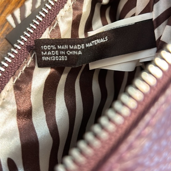 Nwt Dana Buchman Wristlet Purple Pebbled Faux LeatherbBrown Zedbra Interior - Picture 6 of 8